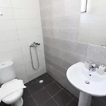 Baka 公寓 *
